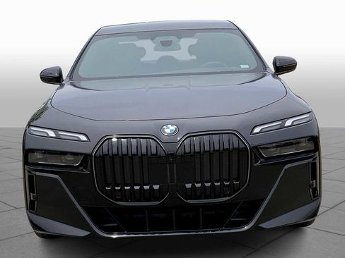 New 2025 BMW 760i xDrive 760i xDrive image 3