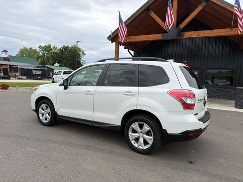 Used 2016 Subaru Forester 2.5i Premium w/ All-Weather Package AWD/4WD image 6