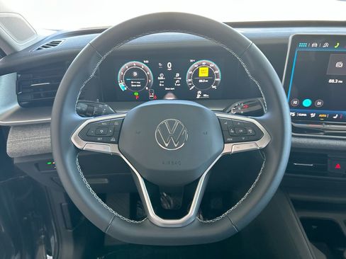 New 2026 Volkswagen Tiguan S image 18