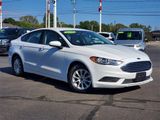 Used 2018 Ford Fusion S image 2
