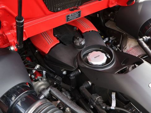 Used 2019 Ferrari 488 Spider RWD image 28