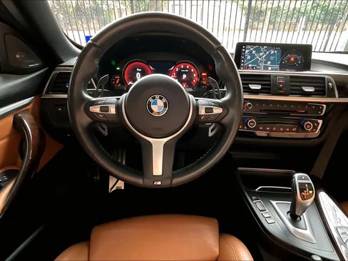 Used 2019 BMW 440i xDrive Convertible w/ M Sport Package image 5