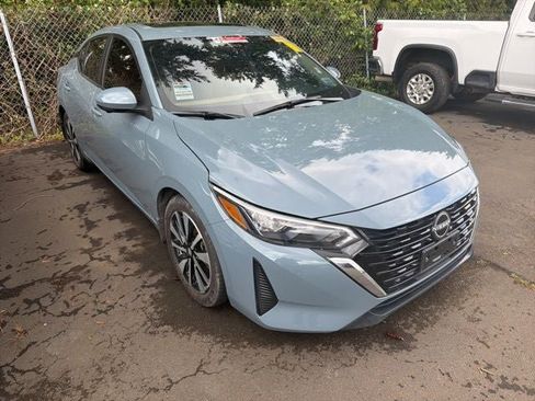 Used 2024 Nissan Sentra SV w/ SV Premium Package image 4