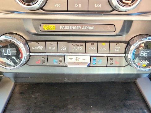 Used 2022 Ford F350 Lariat w/ Lariat Ultimate Package AWD/4WD image 16