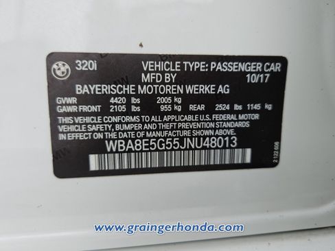 Used 2018 BMW 320i xDrive Sedan AWD/4WD image 14