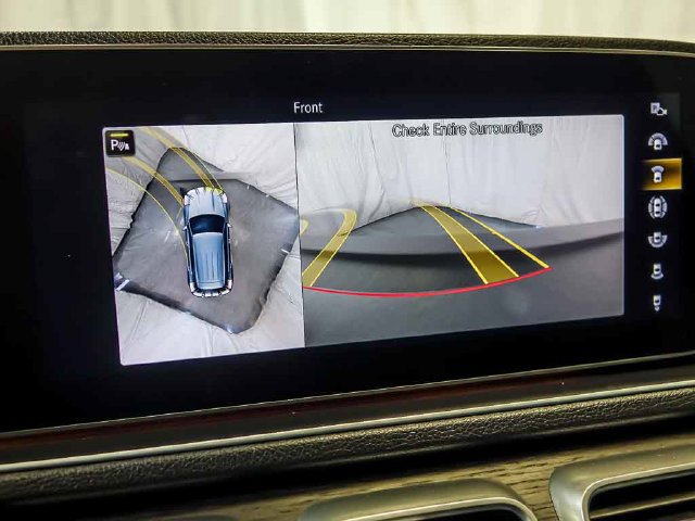 Used 2021 Mercedes-Benz GLE 450 4MATIC w/ AMG Line Exterior image 25