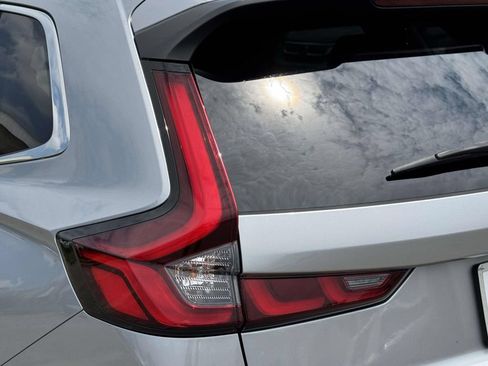 Used 2023 Honda CR-V EX-L image 8