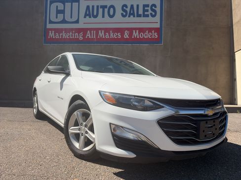 Used 2019 Chevrolet Malibu LS FWD image 1