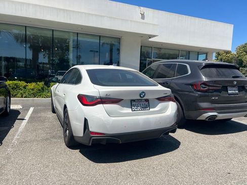 Certified 2025 BMW i4 eDrive40 RWD image 3