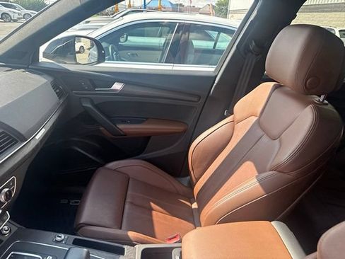 Used 2018 Audi Q5 Prestige w/ Prestige Package AWD/4WD image 28