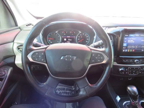 Used 2021 Chevrolet Traverse RS image 12