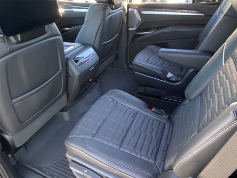 Certified 2025 Cadillac Escalade V w/ LPO, ONYX Package image 17