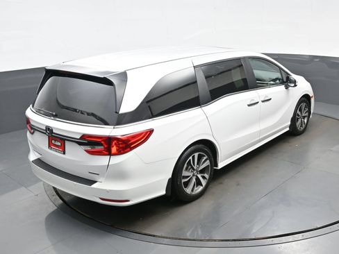 Used 2024 Honda Odyssey Touring image 40