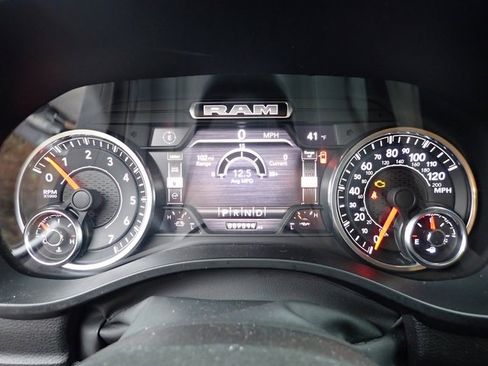 Certified 2022 RAM 1500 Big Horn image 26