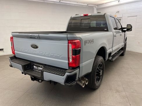 Used 2024 Ford F250 Lariat w/ Black Appearance Package image 5