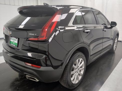 Used 2021 Cadillac XT4 Luxury w/ Driver Awareness Package FWD image 9
