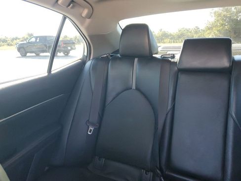Used 2020 Toyota Camry XSE image 12