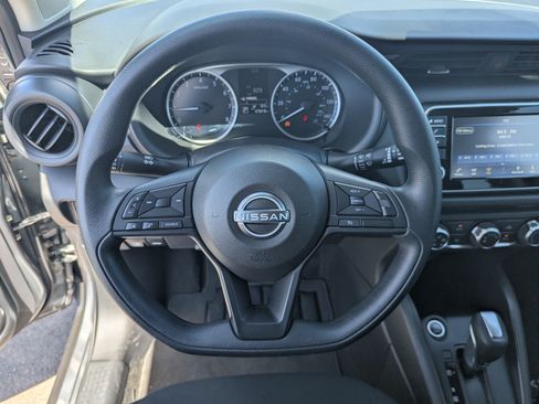 Used 2025 Nissan Kicks Play S FWD image 22