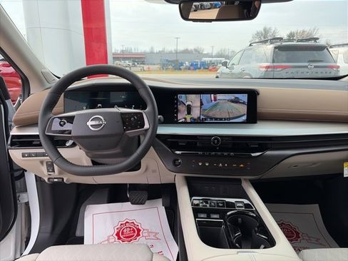 New 2026 Nissan Murano Platinum image 14