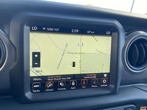 Used 2021 Jeep Gladiator Sport image 8