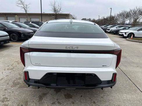 New 2026 Kia K4 GT-Line image 7