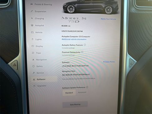 Used 2018 Tesla Model S 75D image 11