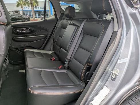 Used 2023 GMC Terrain AT4 image 14