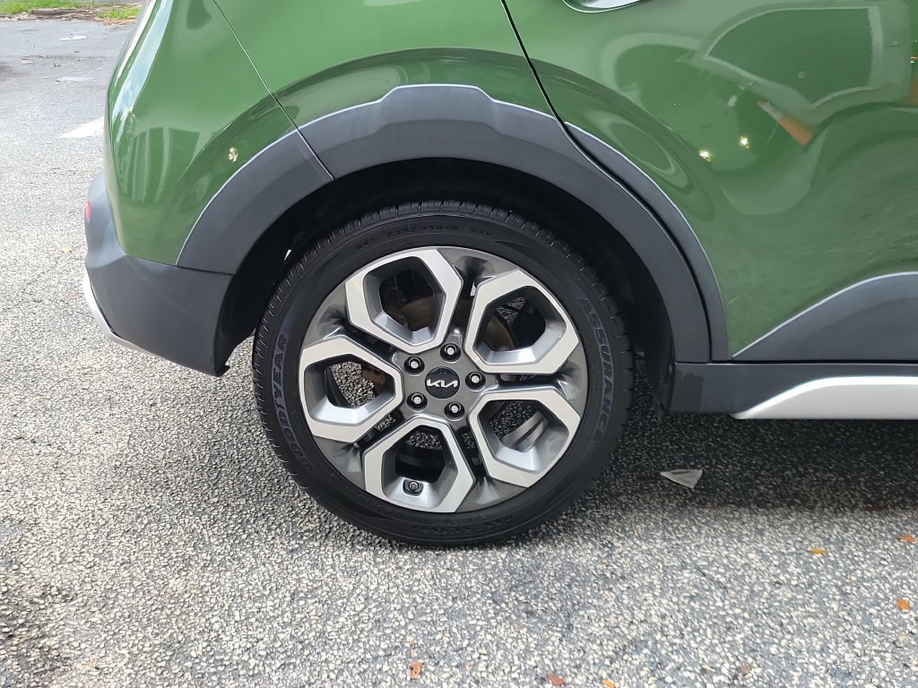 Used 2022 Kia Soul X-Line FWD image 10