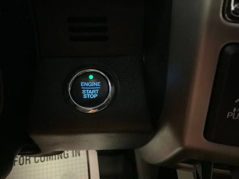 Used 2018 Ford F250 Platinum w/ Platinum Ultimate Package AWD/4WD image 21