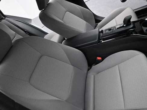 New 2026 Toyota Prius LE image 11