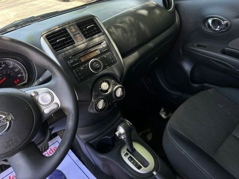 Used 2014 Nissan Versa SV FWD image 33