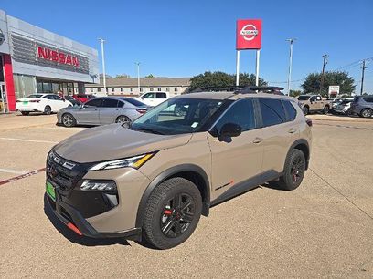 Certified 2025 Nissan Rogue SV