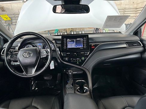 Used 2023 Toyota Camry SE FWD image 22