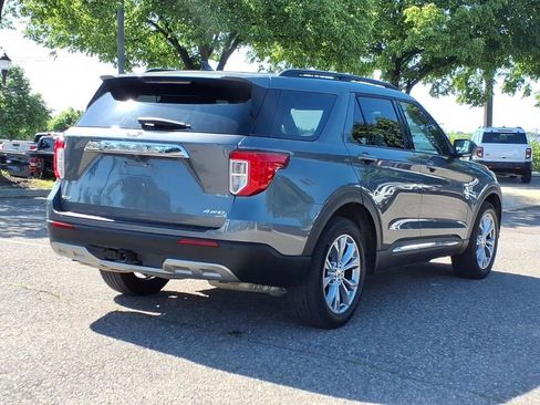 Used 2023 Ford Explorer XLT w/ Equipment Group 202A AWD/4WD image 5