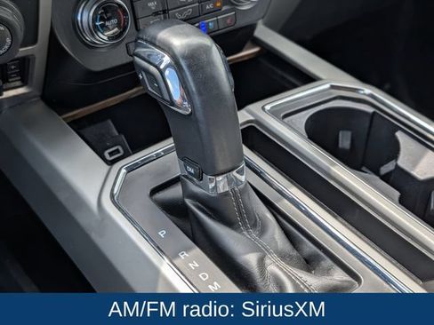 Used 2019 Ford F150 Lariat w/ Equipment Group 502A Luxury AWD/4WD image 18