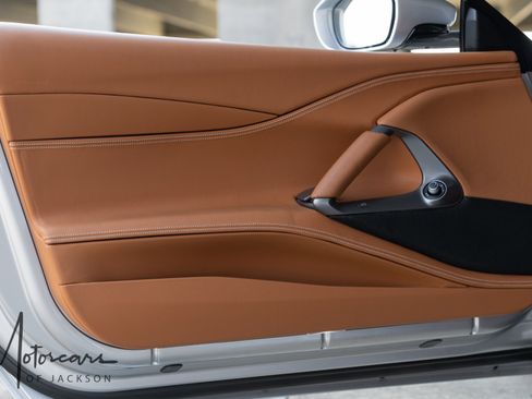 Used 2022 Ferrari 812 GTS image 36