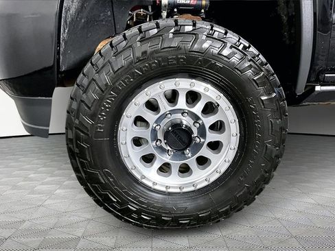 Certified 2019 GMC Sierra 2500 Denali w/ Duramax Plus Package image 35