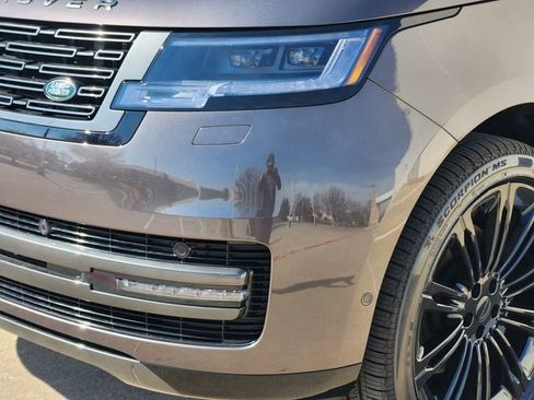 New 2026 Land Rover Range Rover SE image 5