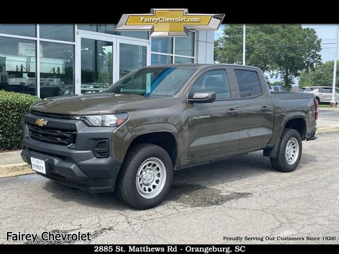 Used 2023 Chevrolet Colorado W/T RWD image 1