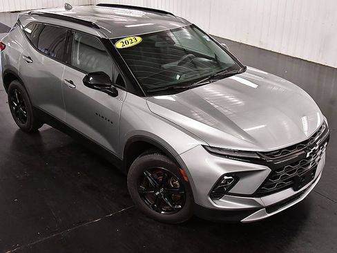 Used 2023 Chevrolet Blazer LT w/ Convenience Package AWD/4WD image 12