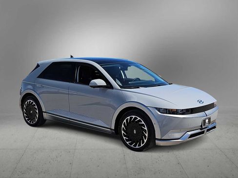 Used 2023 Hyundai Ioniq 5 Limited image 2