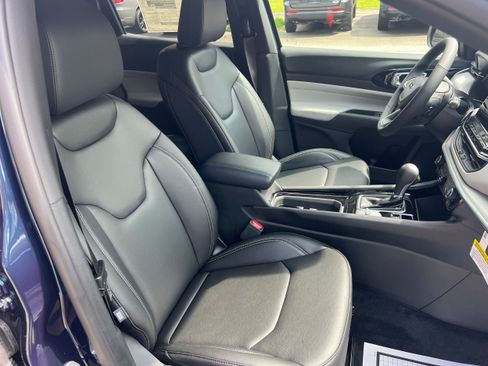New 2026 Jeep Compass Limited AWD/4WD image 18