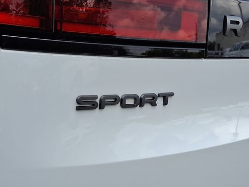Certified 2023 Land Rover Range Rover Sport SE image 31