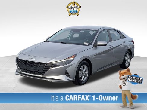 Used 2023 Hyundai Elantra SE image 1