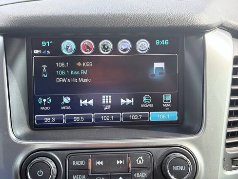 Used 2019 Chevrolet Suburban LT RWD image 10