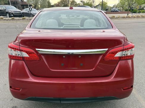 Used 2013 Nissan Sentra SL w/ Premium Pkg FWD image 10