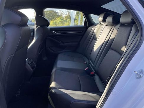 Used 2021 Honda Accord Sport image 3