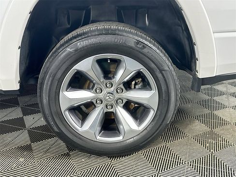 Used 2019 RAM 1500 Limited w/ Body Color Bumper Group image 35