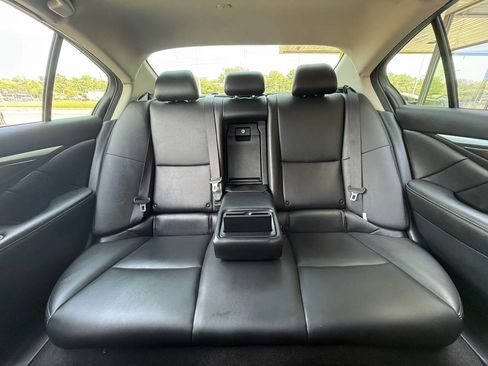 Used 2018 INFINITI Q50 Luxe w/ Essential Package (3.0T Luxe) image 22