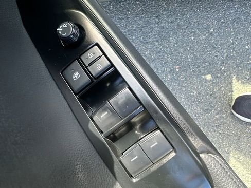 Used 2025 Toyota Camry XSE FWD image 29